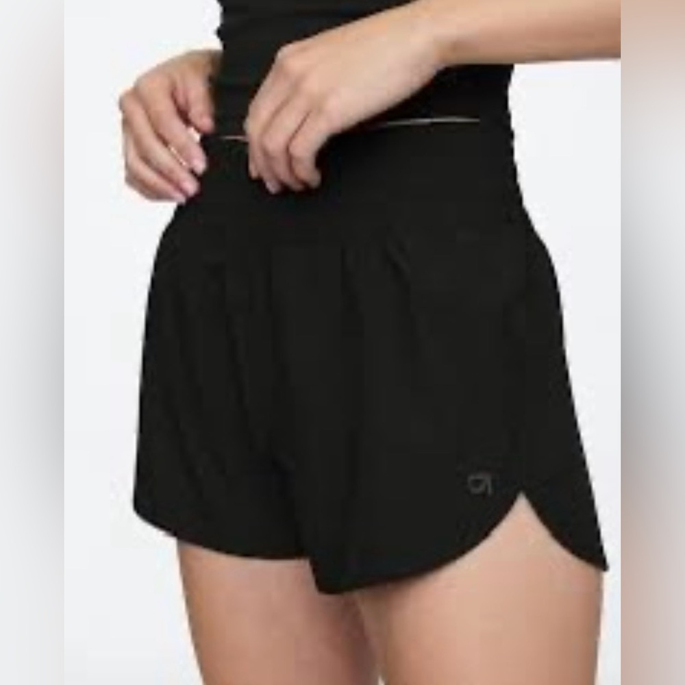 GapFit 3" Mid Rise Runaround Shorts Lined Women’s XL Black NWT